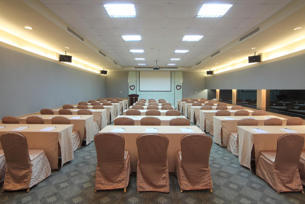 Jin Yong Quan Spa Hotspring Resort Уанли Екстериор снимка