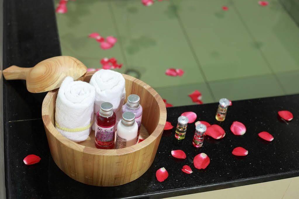 Jin Yong Quan Spa Hotspring Resort Уанли Екстериор снимка